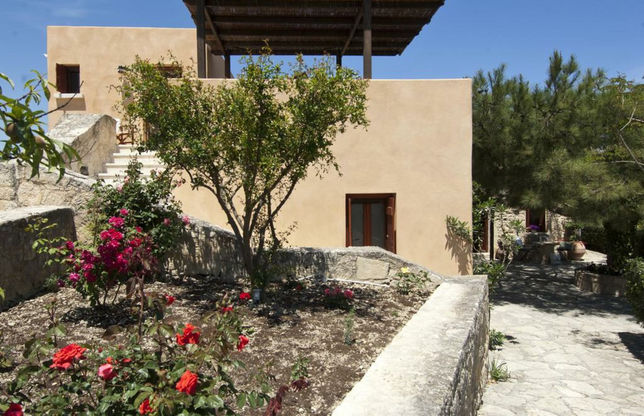 Scalani Hills Boutari Winery & Residences