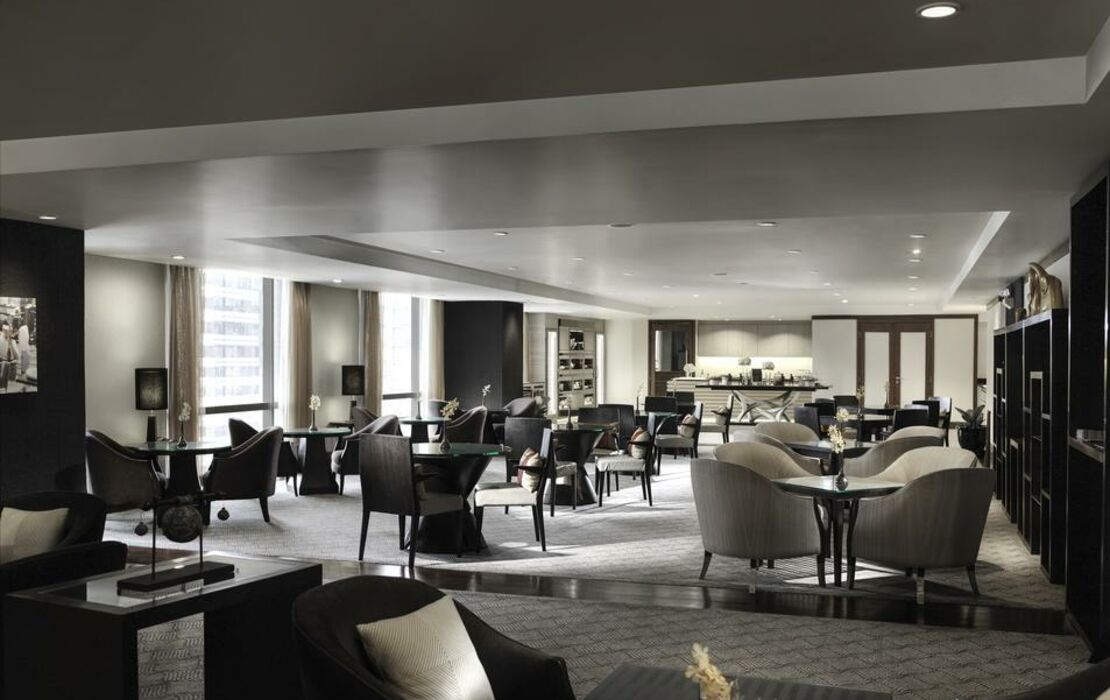 Banyan Tree Bangkok - SHA Plus