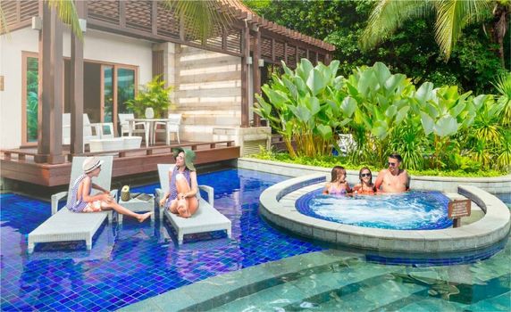 Resorts World Sentosa - Equarius Villas