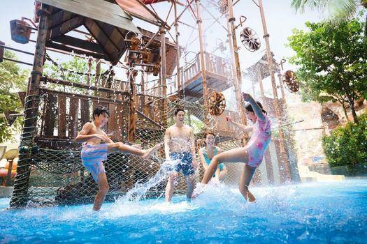 Resorts World Sentosa - Equarius Villas