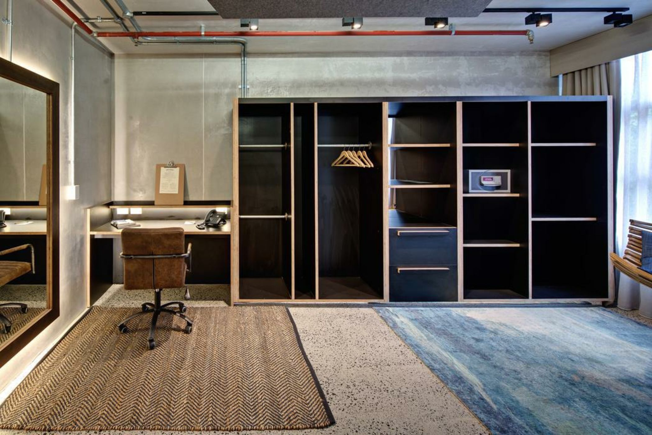 Zara Tower – Luxury Suites and Apartments