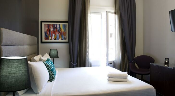 Hotel Challis