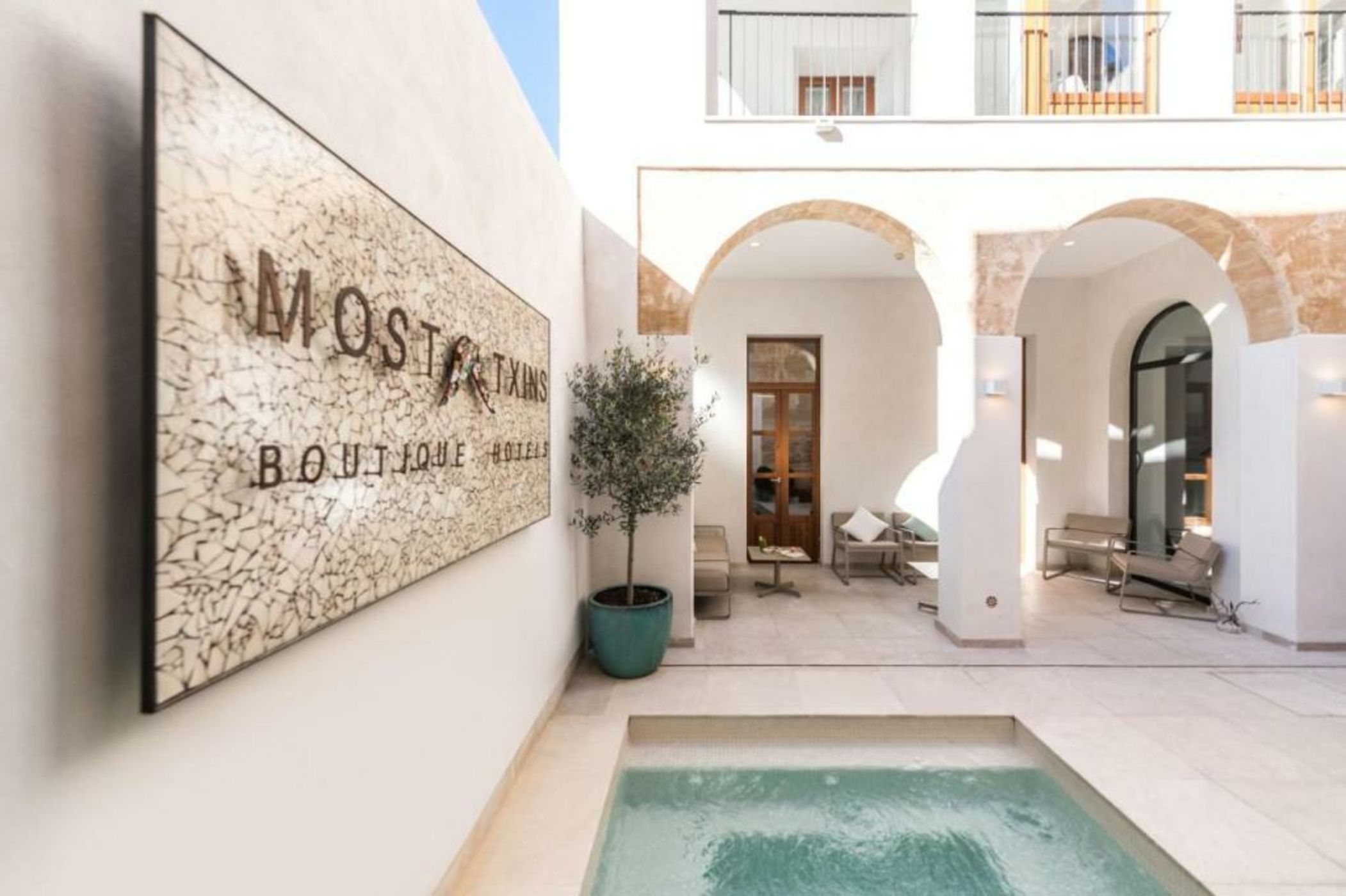 Hotel Can Mostatxins