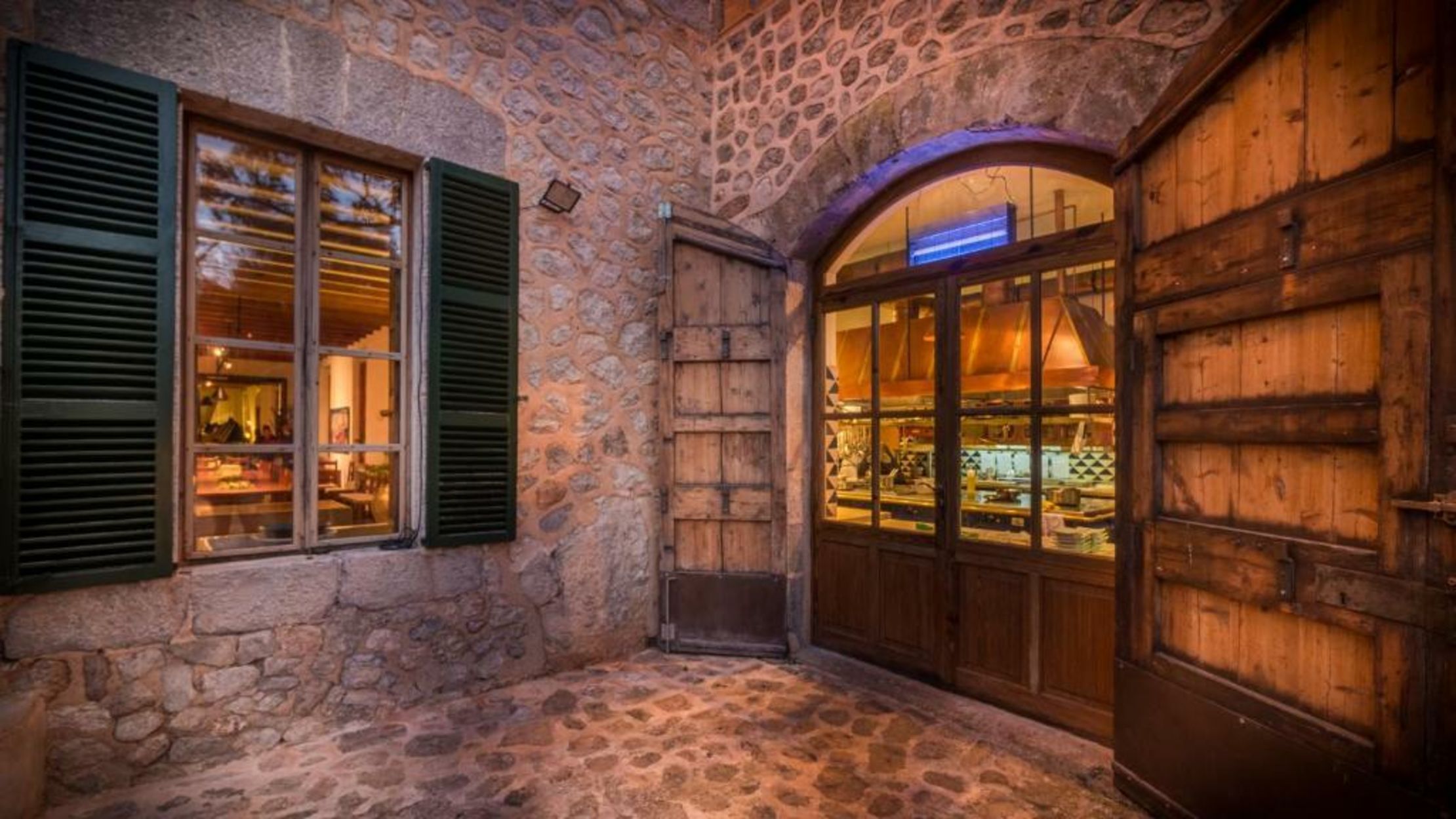 Ca's Xorc Luxury Retreat - ADULTS ONLY