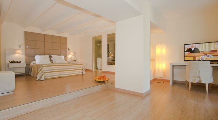 L’Hermitage Hotel & Spa