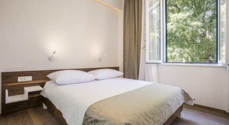 Luxury Accommodation Marino