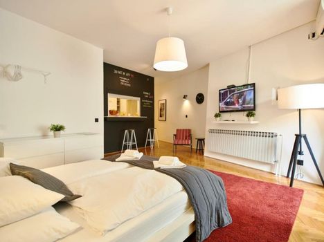 Irundo Downtown Apartments
