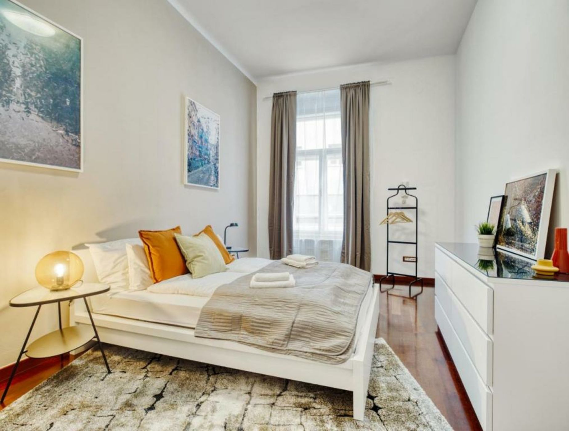 Irundo Downtown Apartments