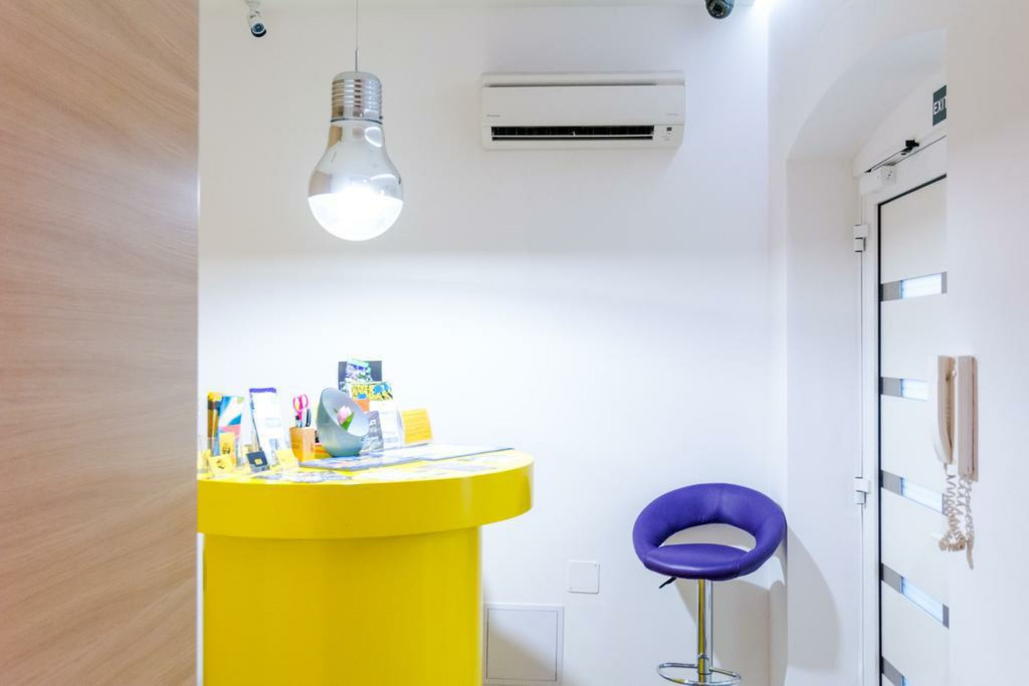 Bed & Atmosphere Rooms