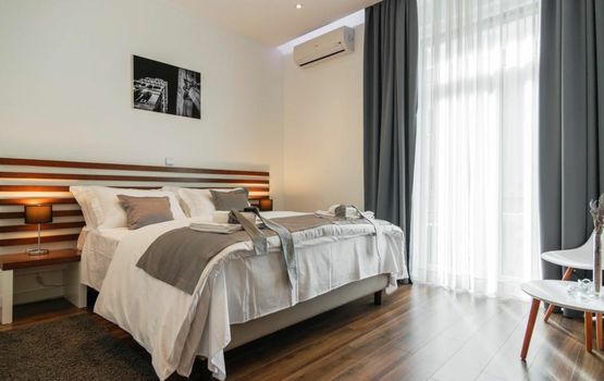 Riva Luxury Rooms
