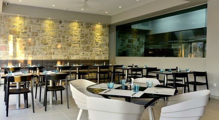 Hotel Osam - Adults Only