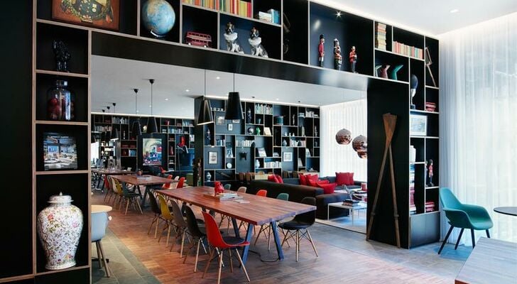 citizenM Tower of London