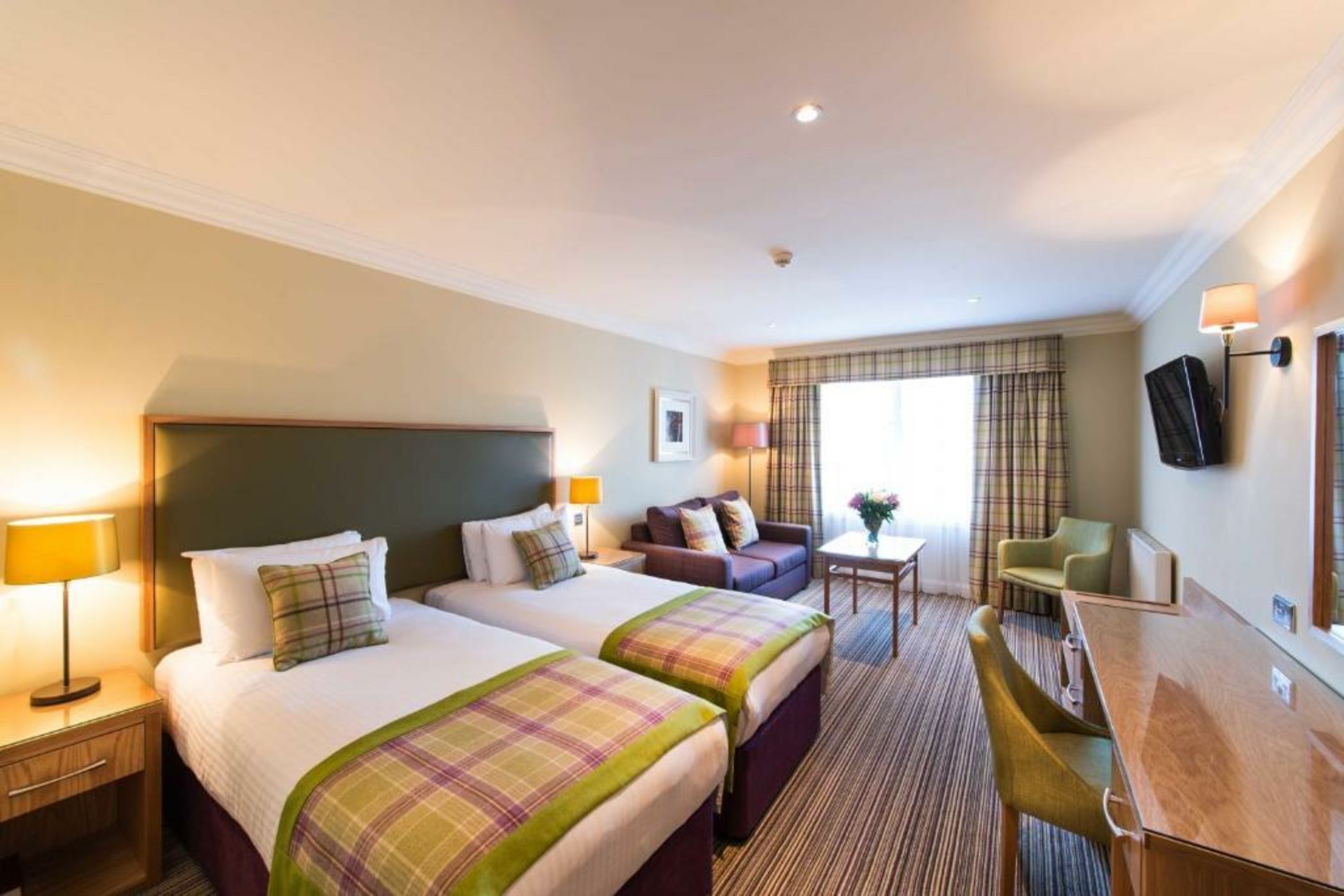 Leonardo Boutique Huntingtower Perth