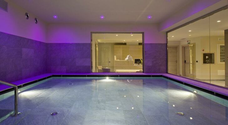 Design & Suite Hotel Ciarnadoi