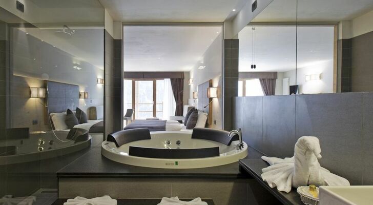 Design & Suite Hotel Ciarnadoi