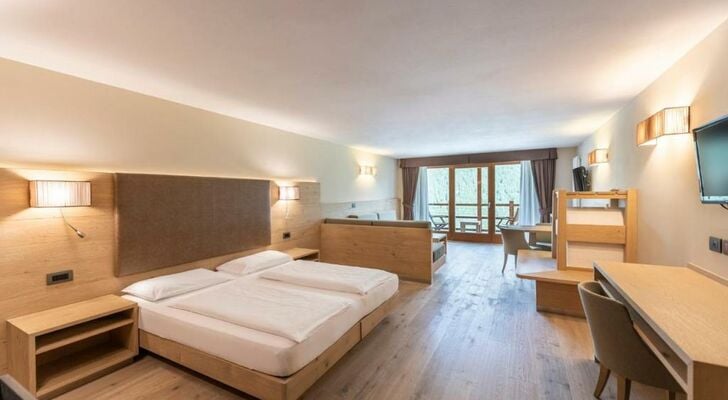 Design & Suite Hotel Ciarnadoi