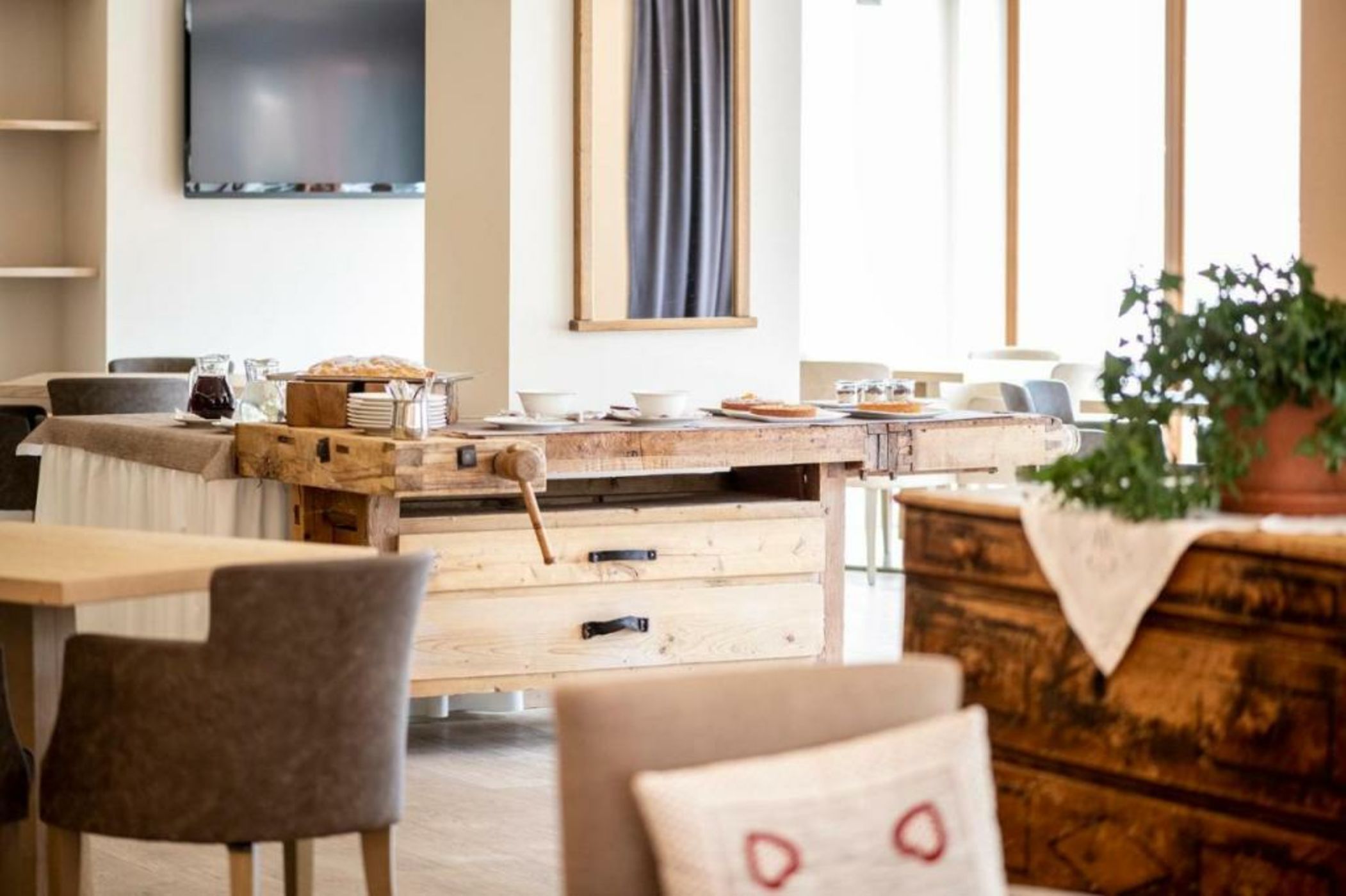 Design & Suite Hotel Ciarnadoi