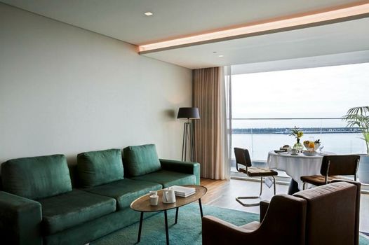 Azor Hotel