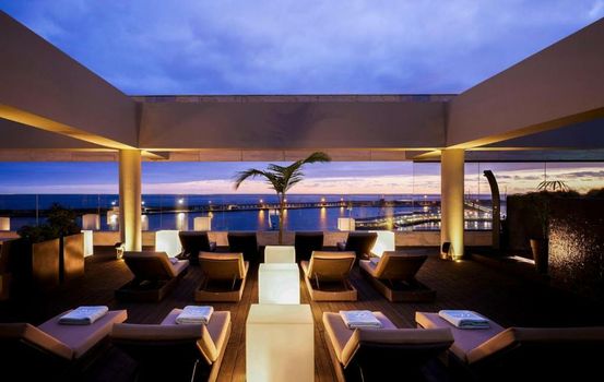 Azor Hotel