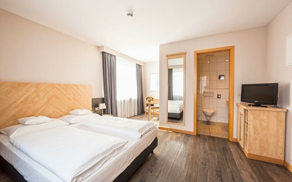 Hotel Burns Fair More Koln Hotel Burns Fair More Koln
