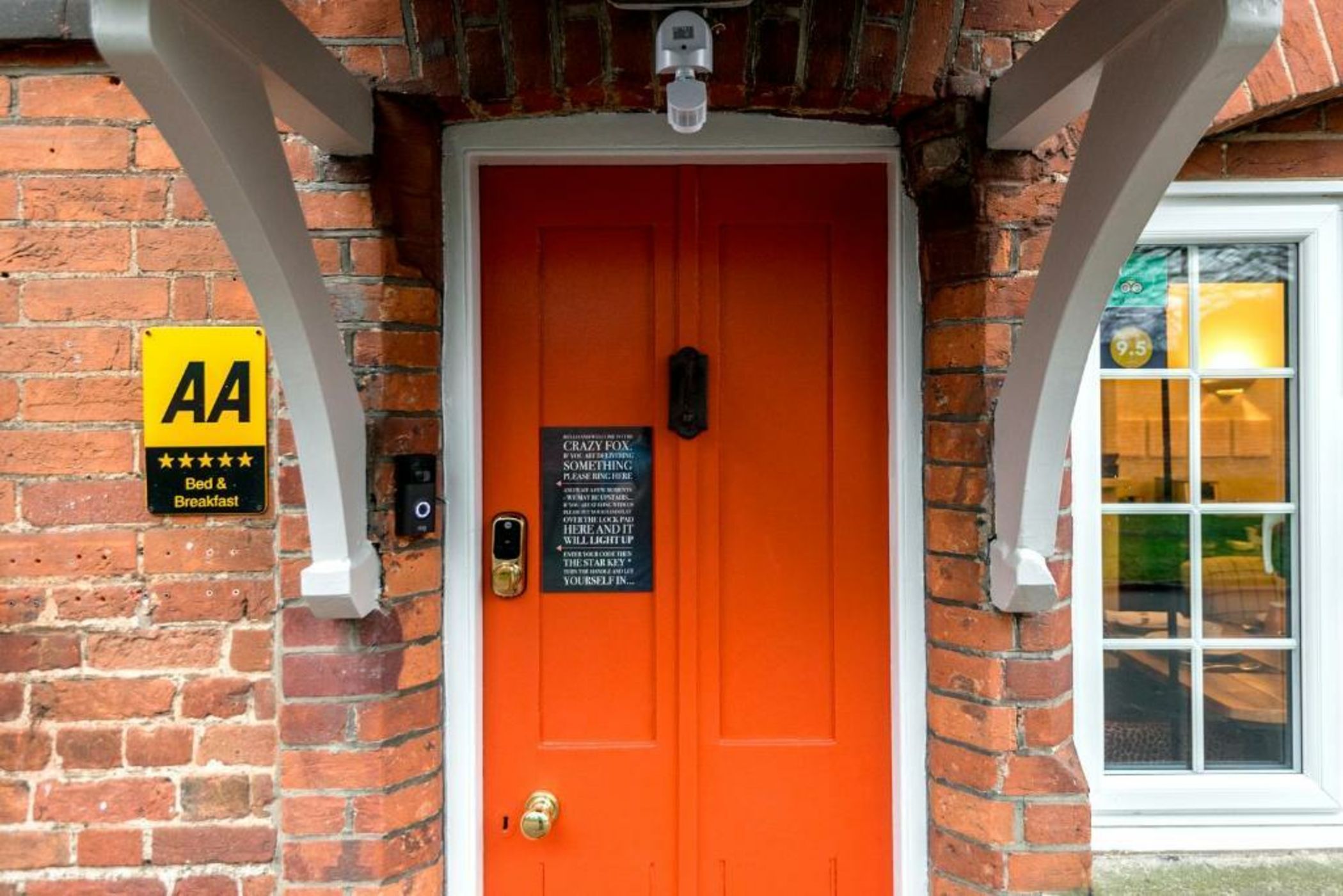 Crazy Fox Hurley Boutique B&B