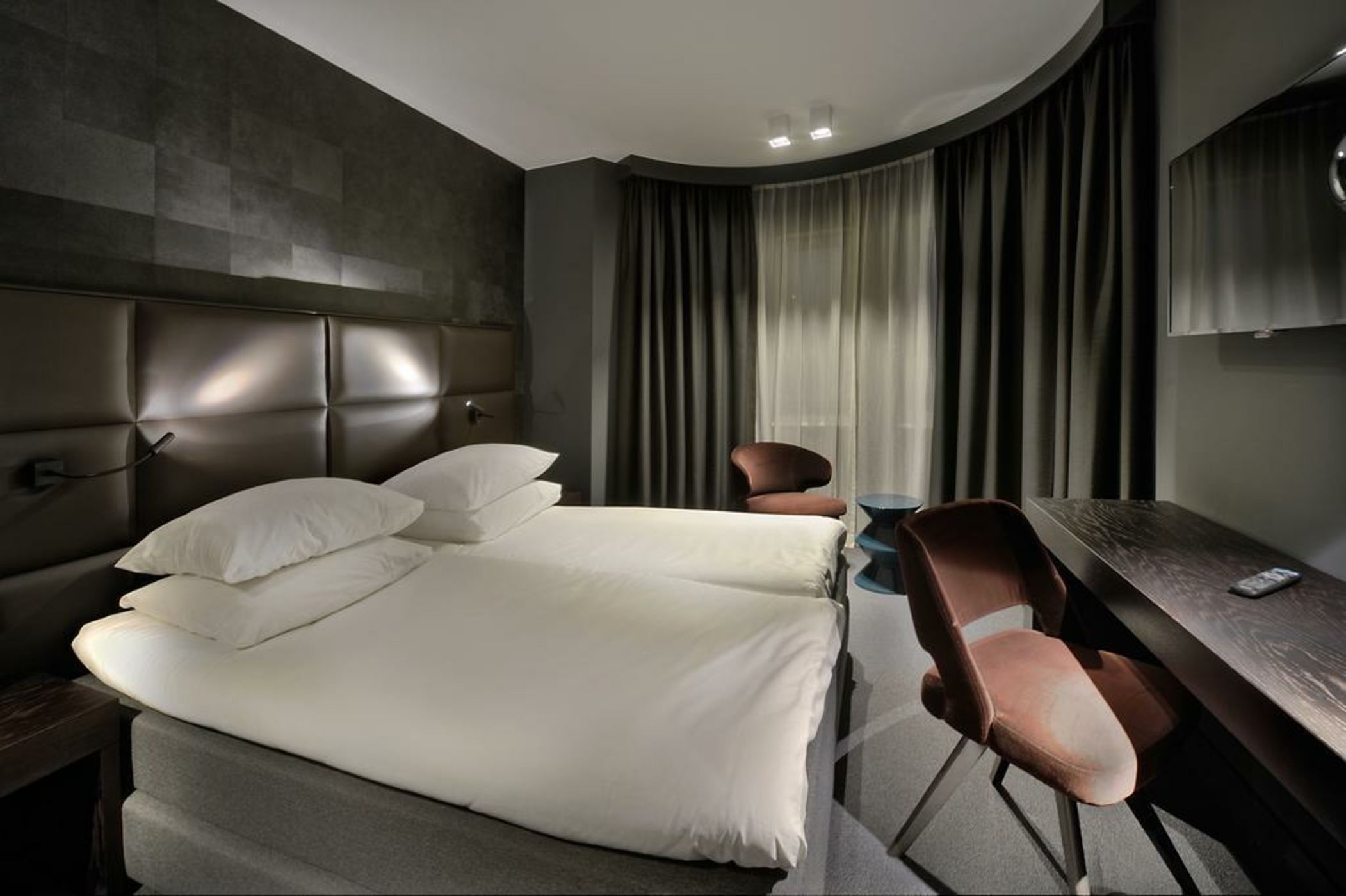 Amsterdam Forest Hotel