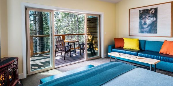 Rush Creek Lodge at Yosemite