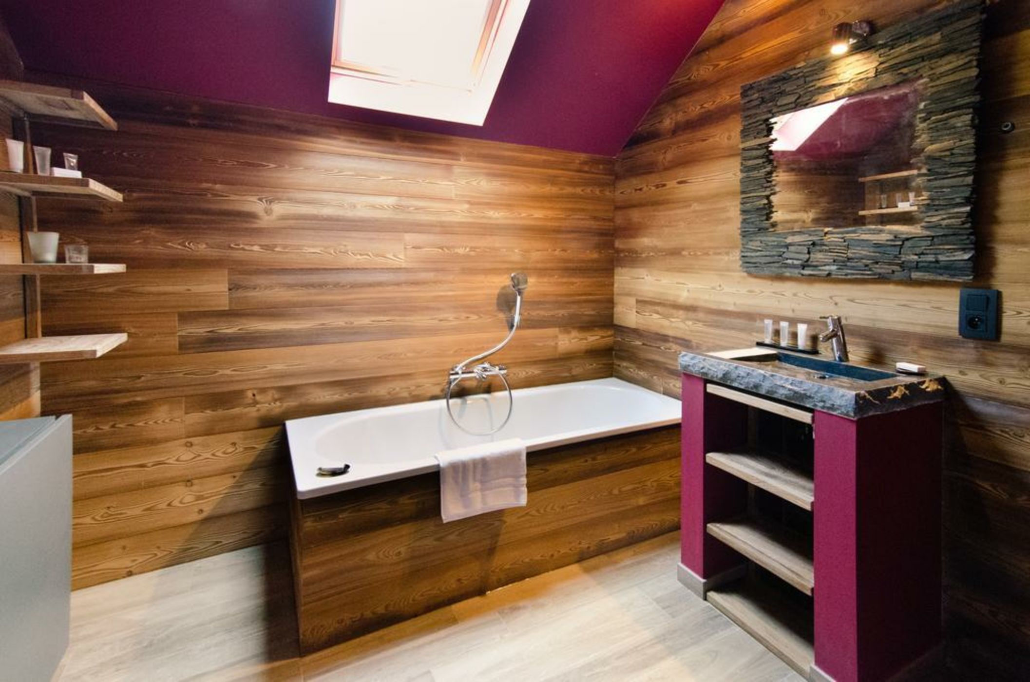 River Lodge Hotel Insolite