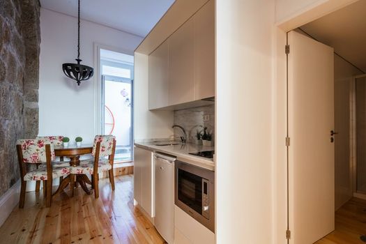 The Almada Flats