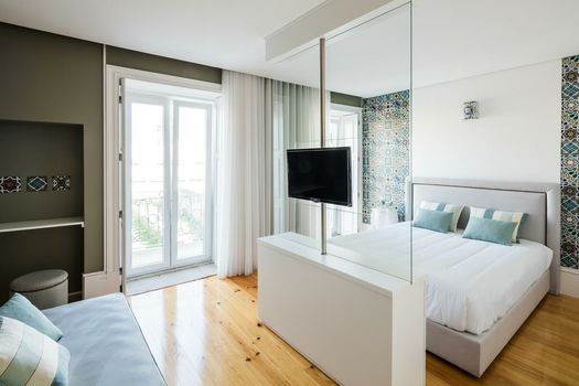 The Almada Flats