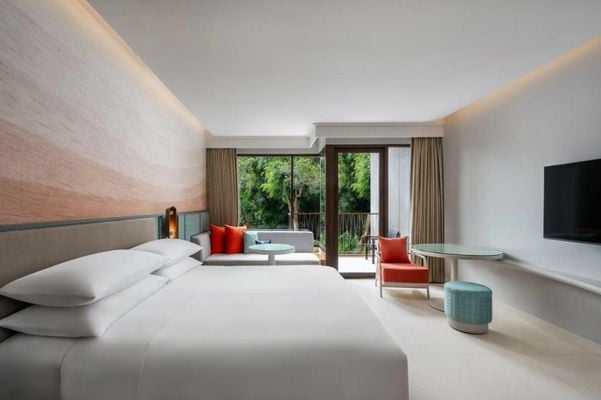 Renaissance Phuket Resort & Spa