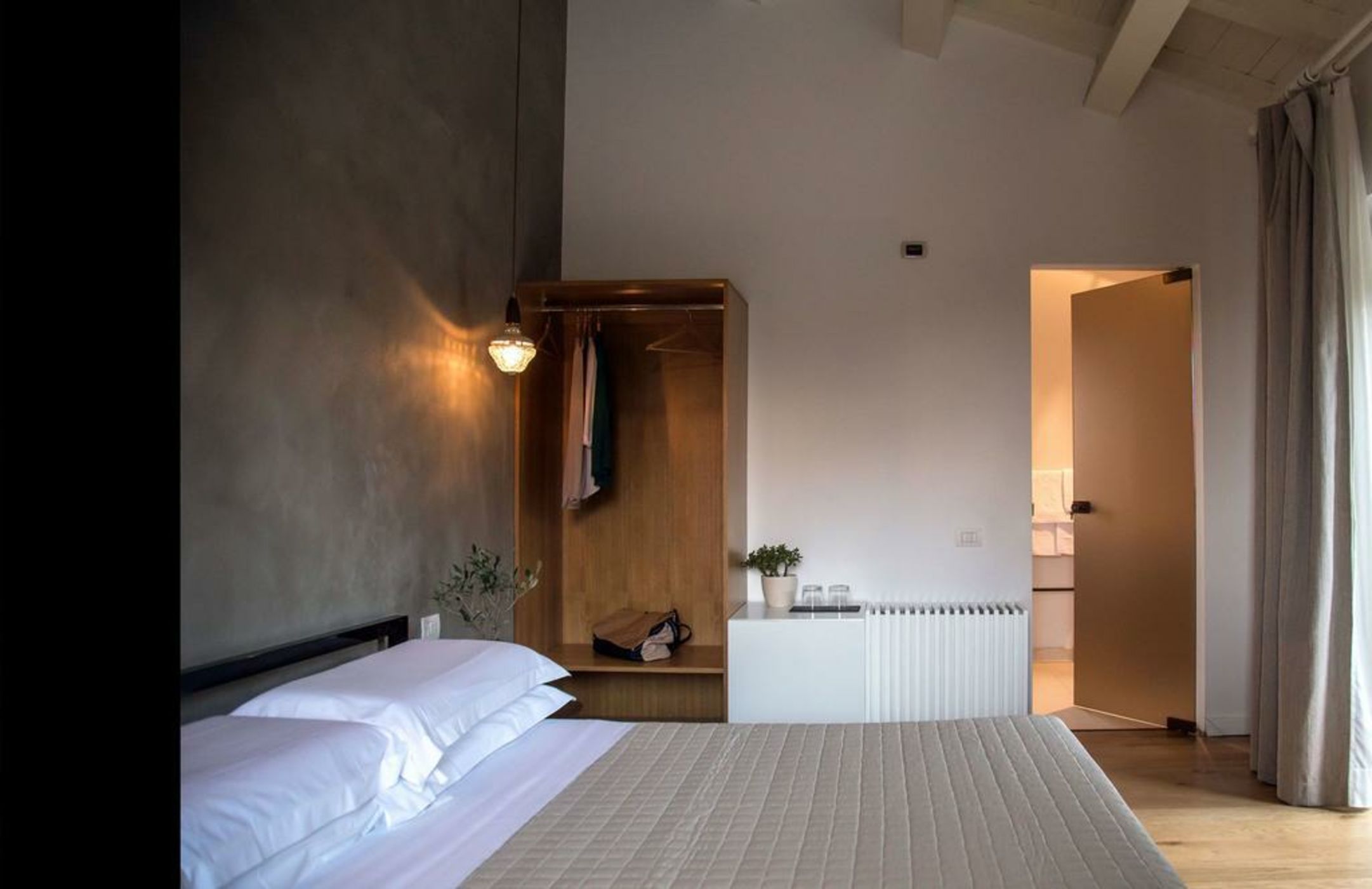 Talè Restaurant & Suite