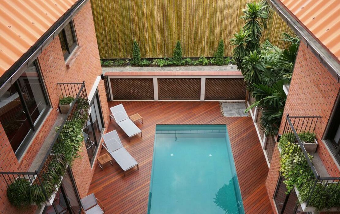 The Twelve Hotel