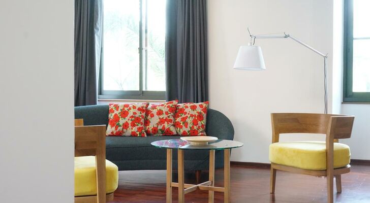 The Twelve Hotel