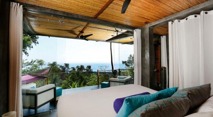 Kura Boutique Hotel