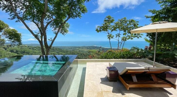 Kura Boutique Hotel