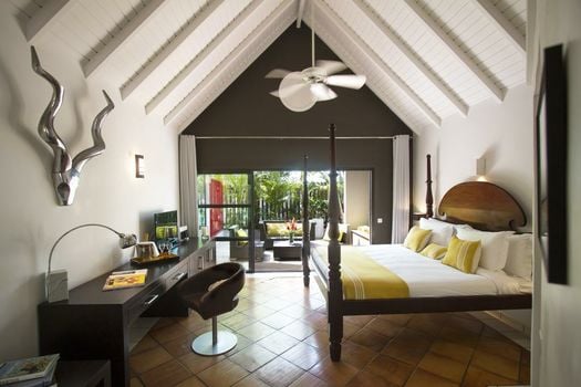 Pearl Beach Hotel