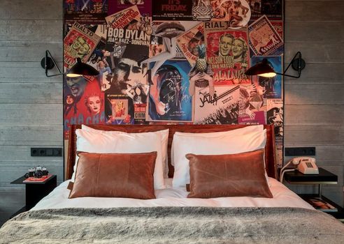 Sir Adam Hotel