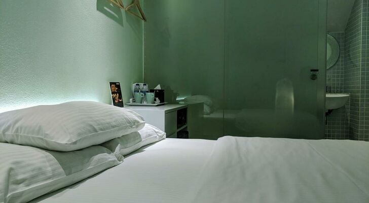 Porcelain Hotel by JL Asia