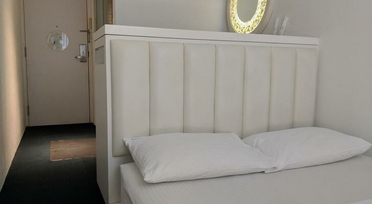Porcelain Hotel by JL Asia