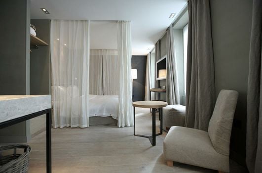 Hidden Hotel