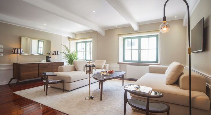 Hotel Brown Beach House & Spa