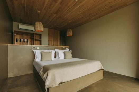 Santa Barbara Eco-Beach Resort