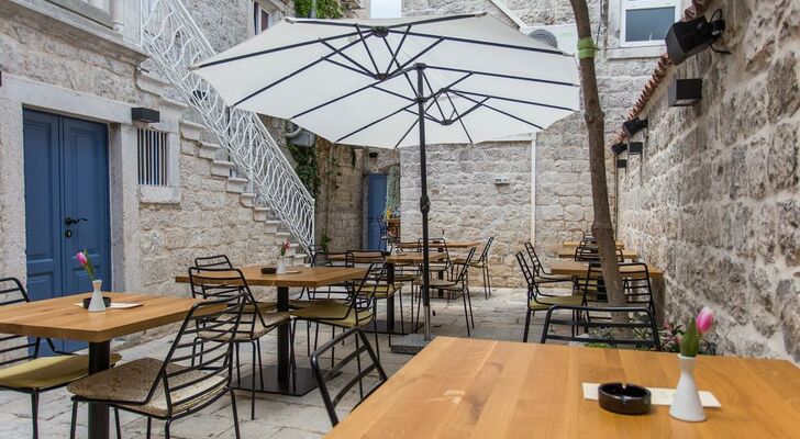 Bifora Heritage Hotel