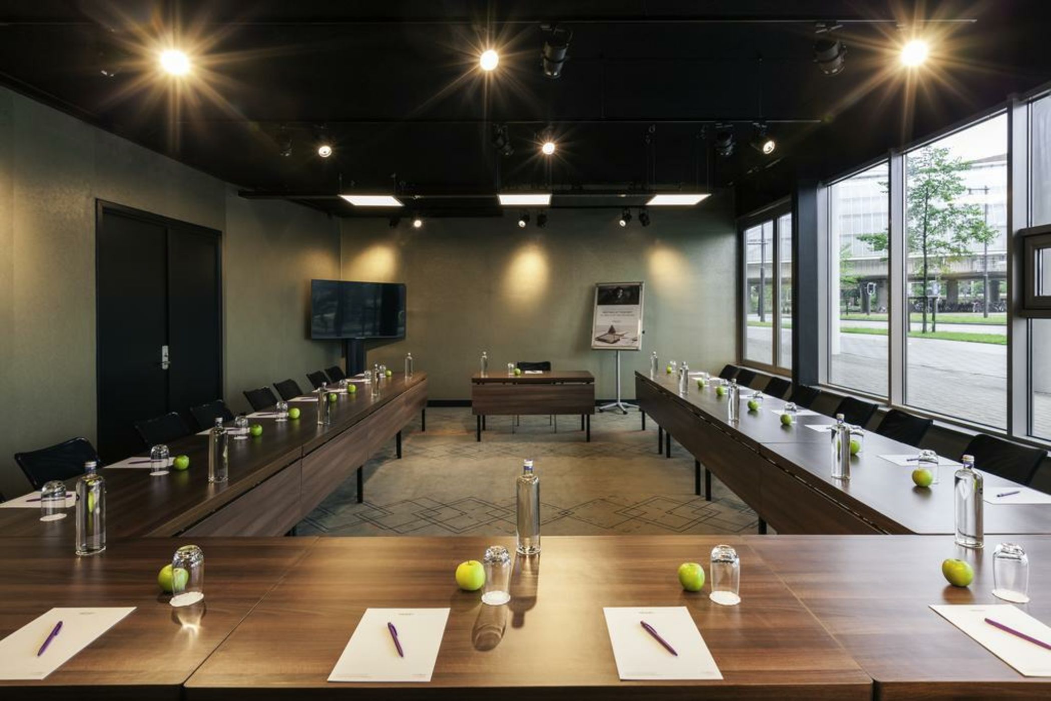 Mercure Amsterdam Sloterdijk Station