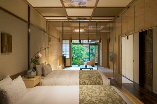 Nazuna Kyoto Nijo-jo