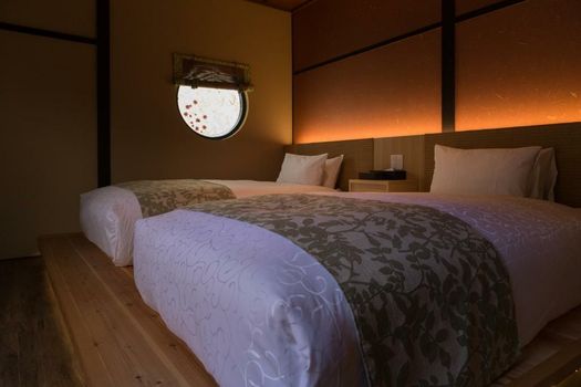 Nazuna Kyoto Nijo-jo