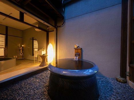 Nazuna Kyoto Nijo-jo