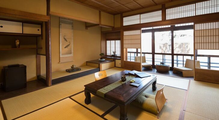 Nazuna Kyoto Nijo-jo (Cha no Yado)