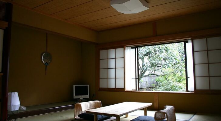 Ryokan Genhouin